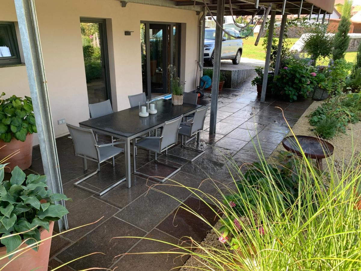 Kleine Schwarzwaldlodge Efringen-Kirchen Luaran gambar